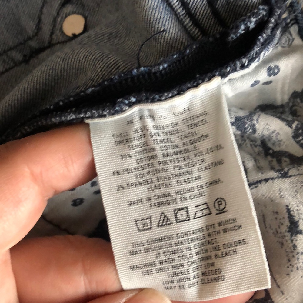 ANTHROPOLOGY Pilcro Script High-Rise Jeans - Picture 13 of 14